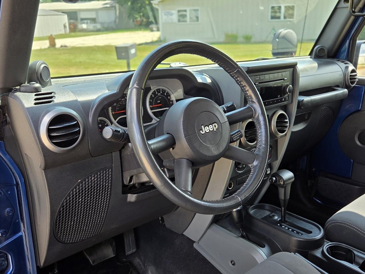 Jeep Wrangler 4WD 2dr Mountain 2010