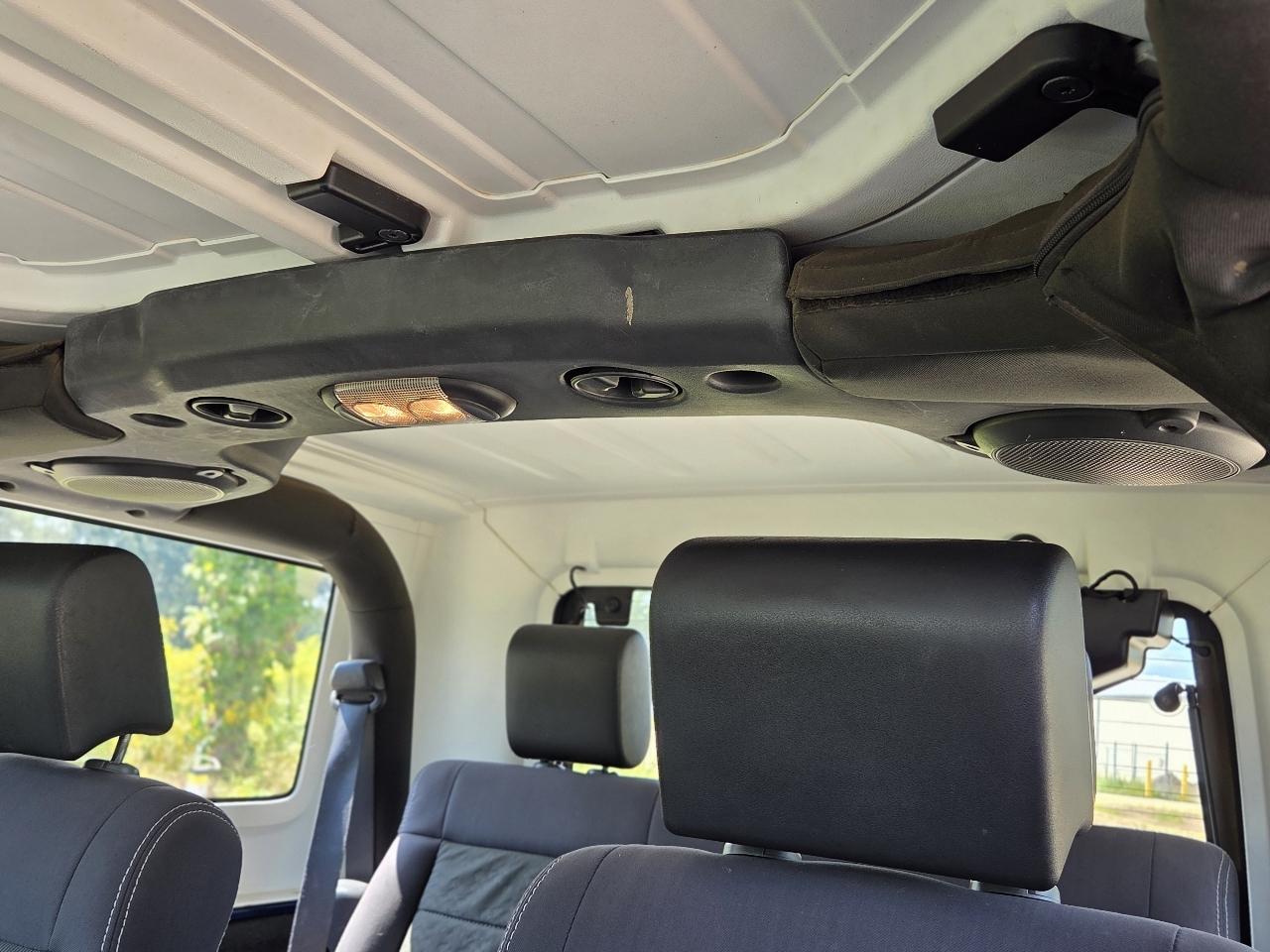 Jeep Wrangler 4WD 2dr Mountain 2010