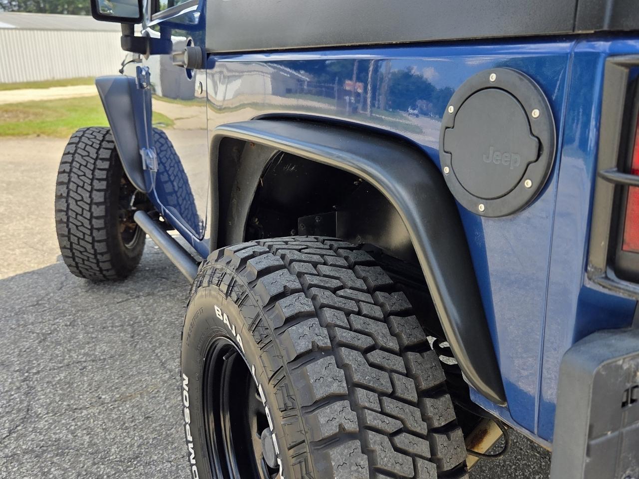 Jeep Wrangler 4WD 2dr Mountain 2010