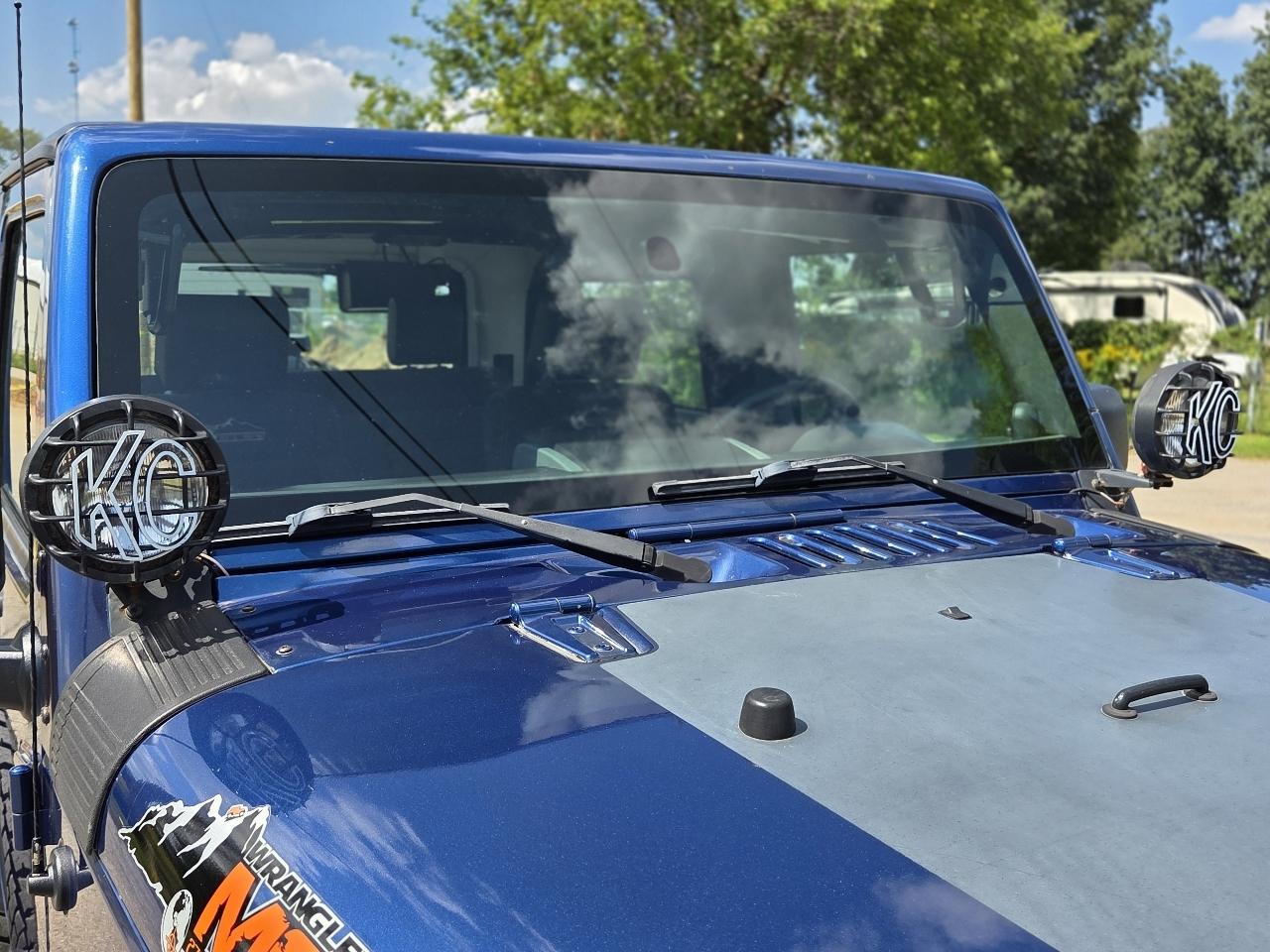 Jeep Wrangler 4WD 2dr Mountain 2010