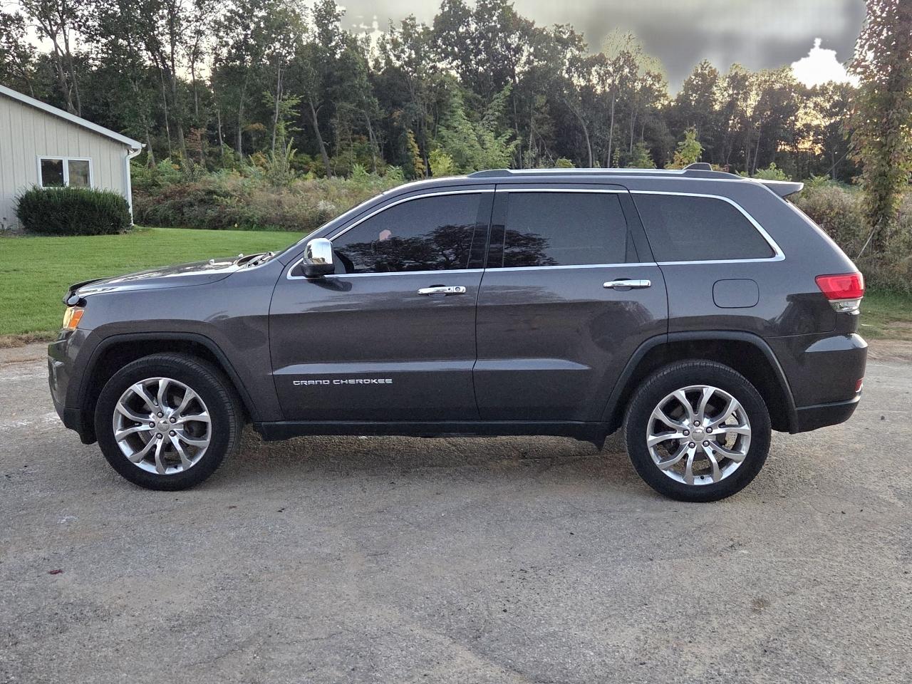Jeep Grand Cherokee Laredo 4WD 2015