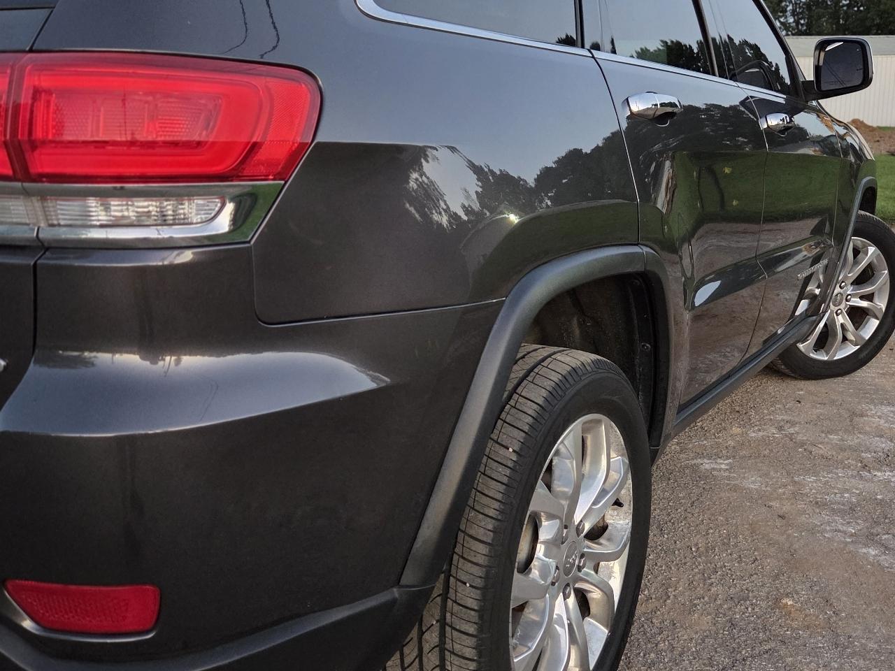 Jeep Grand Cherokee Laredo 4WD 2015