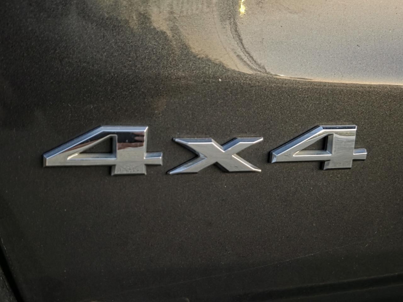 Jeep Grand Cherokee Laredo 4WD 2015