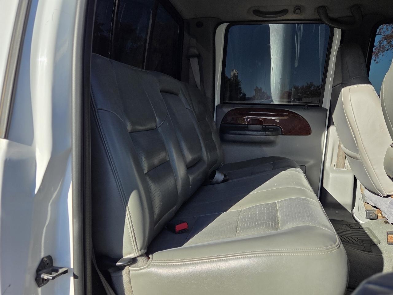 Ford F-350 SD Lariat Crew Cab Long Bed 4WD 2003