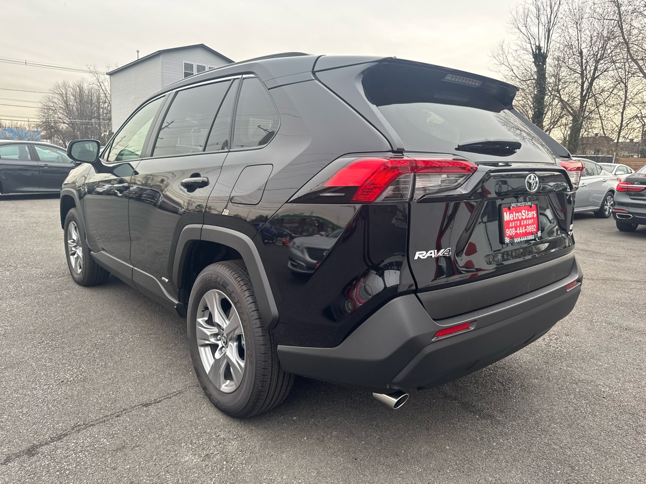 Toyota RAV4 Hybrid LE 2025