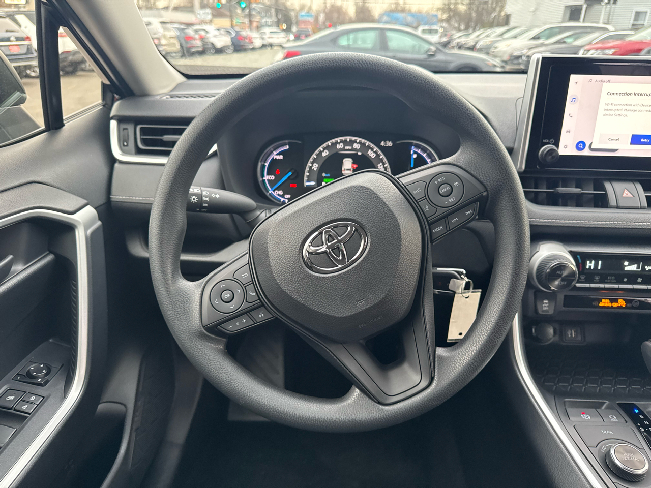 Toyota RAV4 Hybrid LE 2025