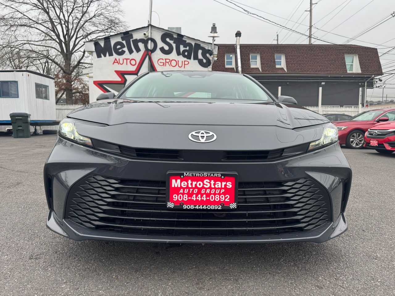 Toyota Camry Hybrid LE 2025