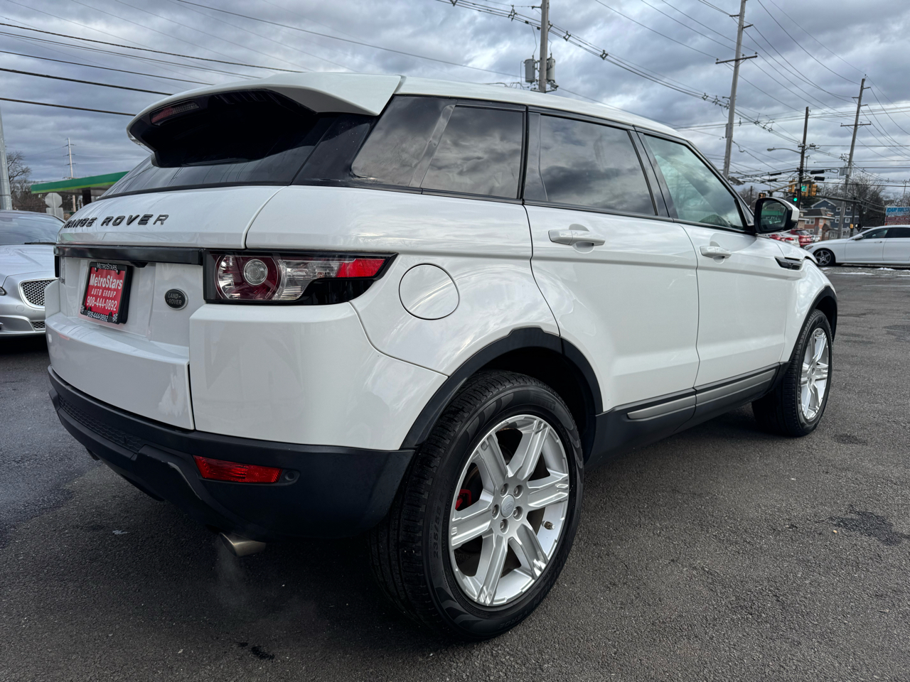 Land Rover Range Rover Evoque Pure Plus 5-Door 2015