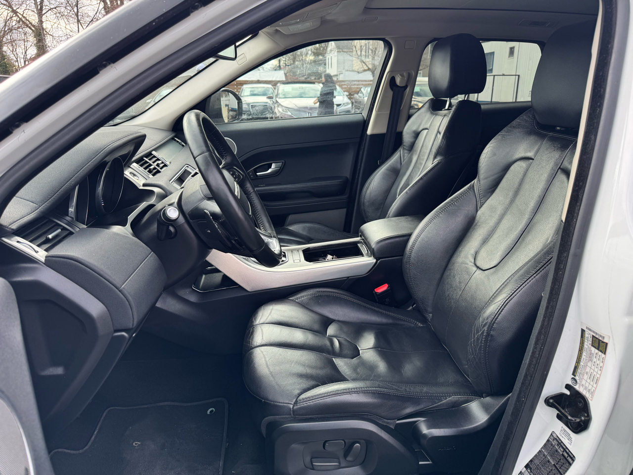 Land Rover Range Rover Evoque Pure Plus 5-Door 2015