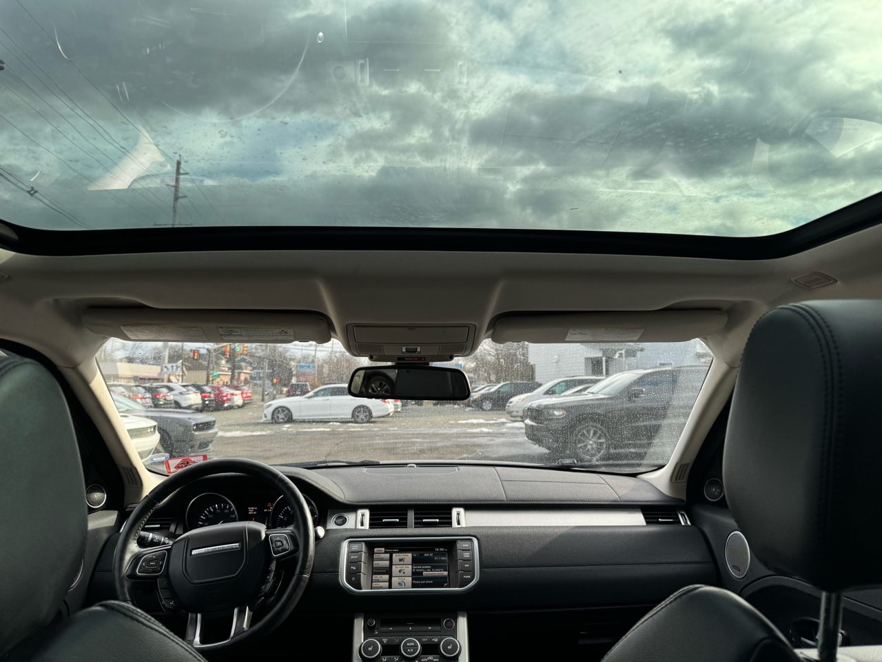 Land Rover Range Rover Evoque Pure Plus 5-Door 2015