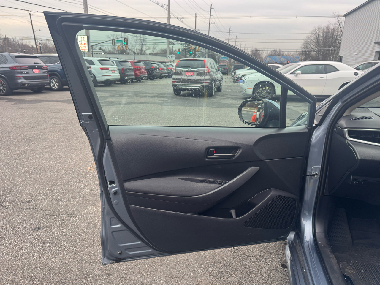 Toyota Corolla LE 2022