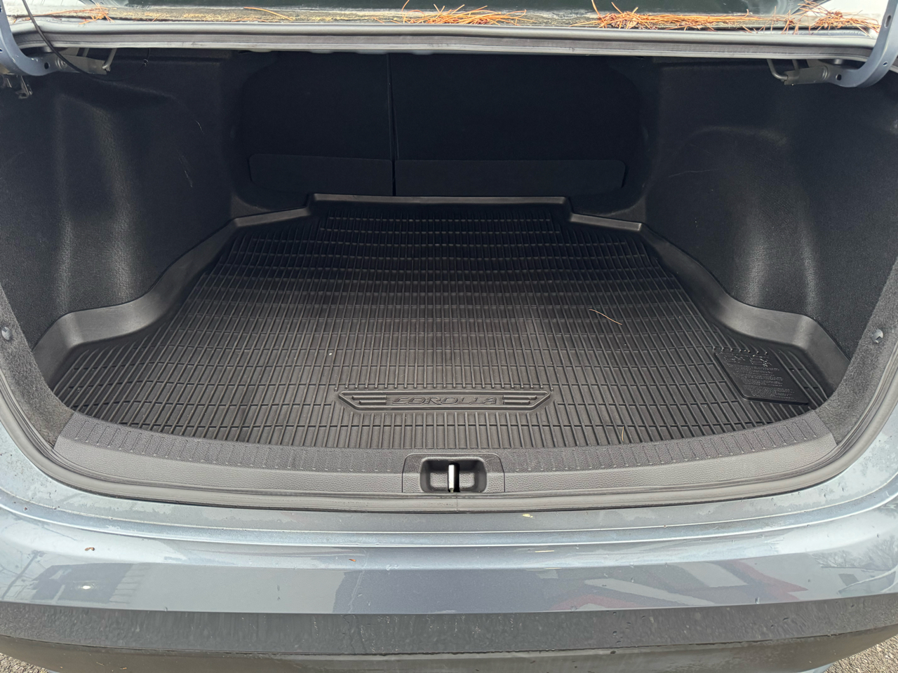 Toyota Corolla LE 2022