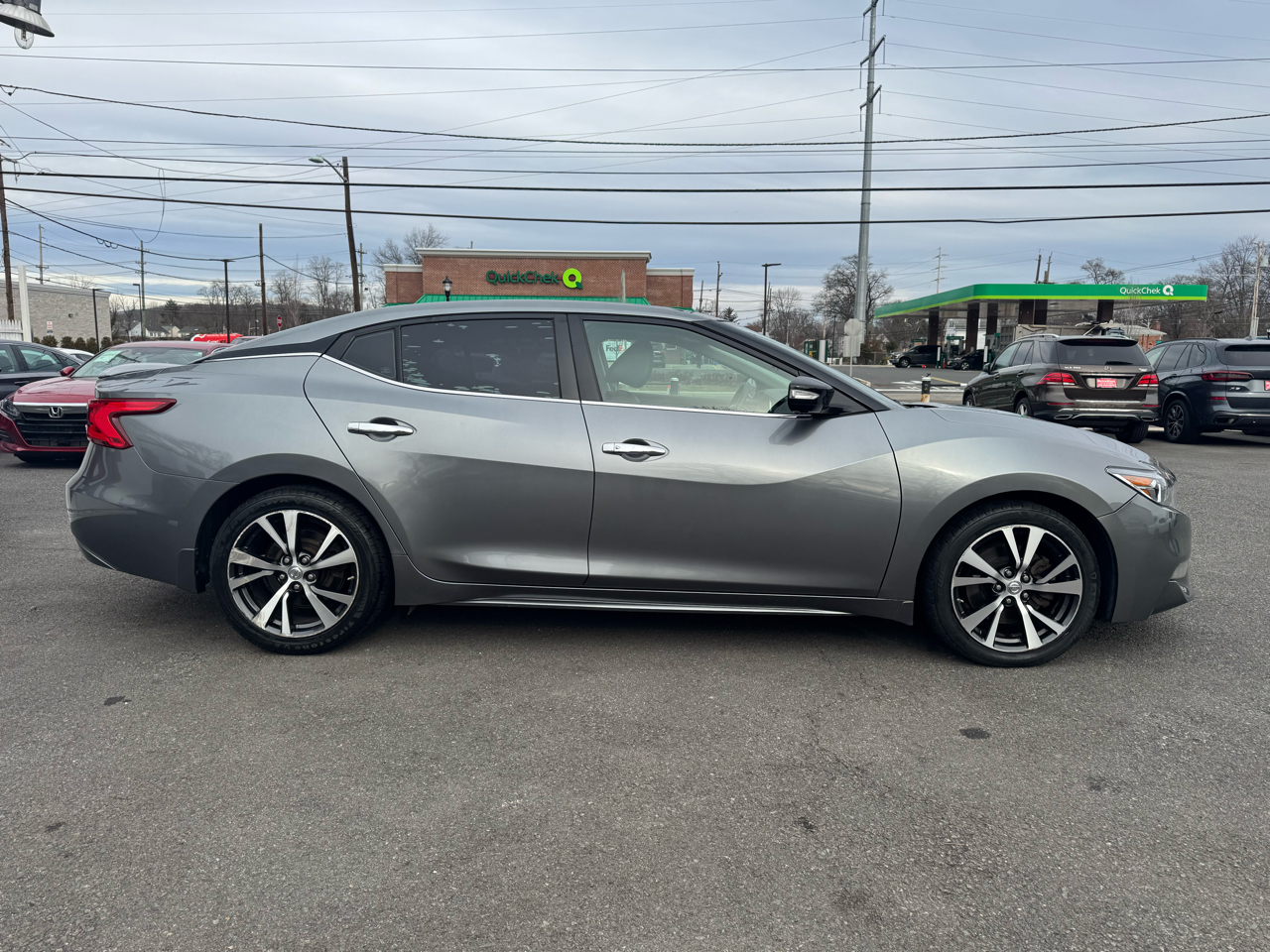 Nissan Maxima 4dr Sdn 3.5 Platinum 2016