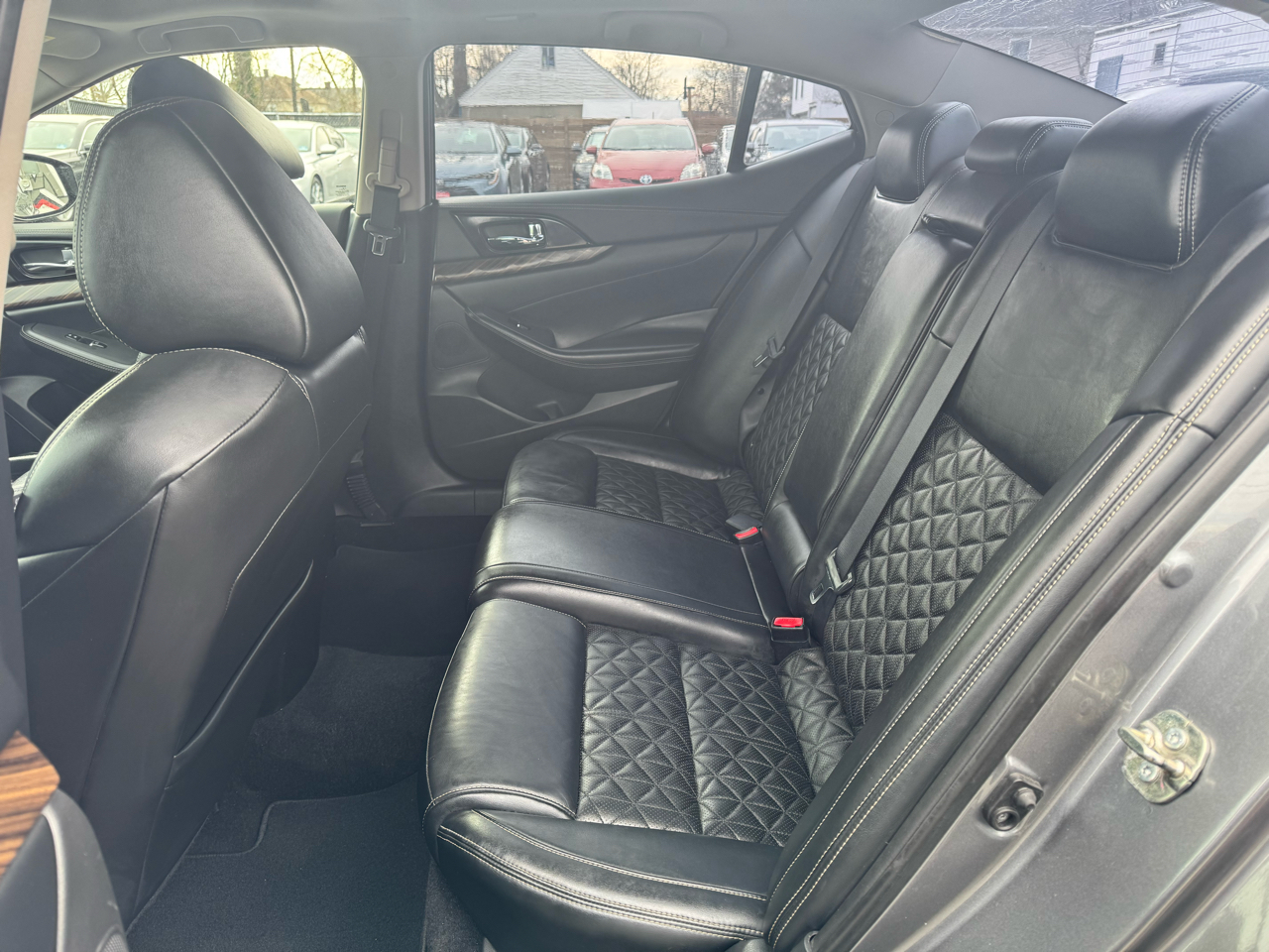 Nissan Maxima 4dr Sdn 3.5 Platinum 2016