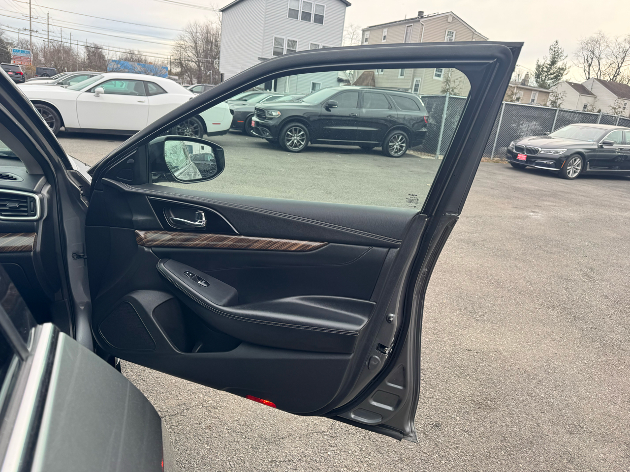 Nissan Maxima 4dr Sdn 3.5 Platinum 2016