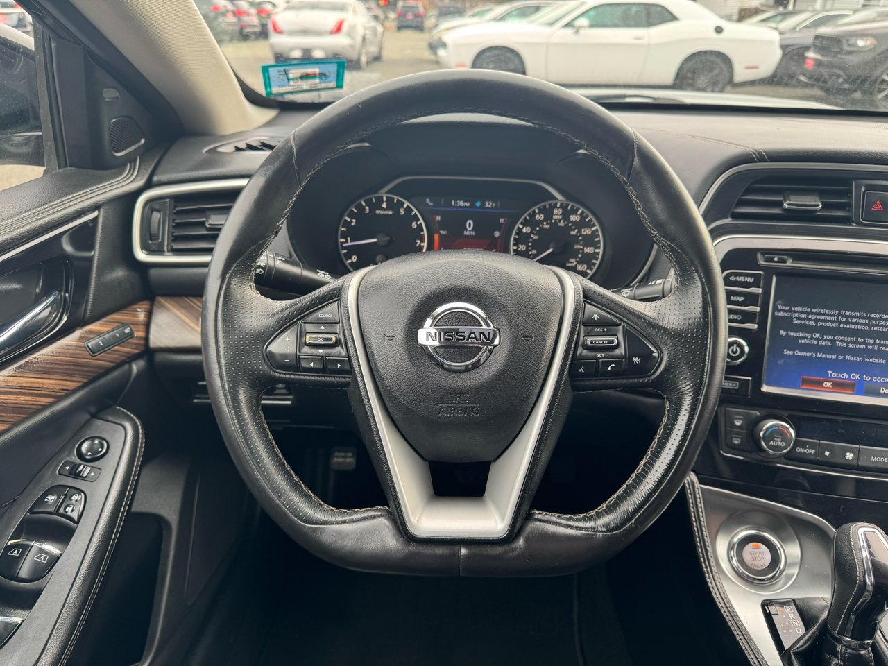 Nissan Maxima 4dr Sdn 3.5 Platinum 2016