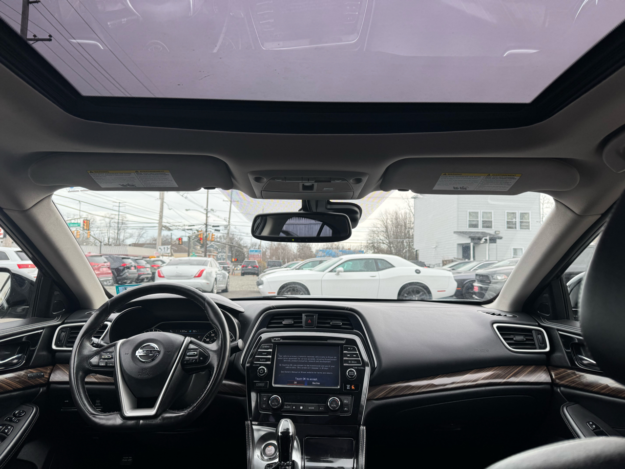 Nissan Maxima 4dr Sdn 3.5 Platinum 2016