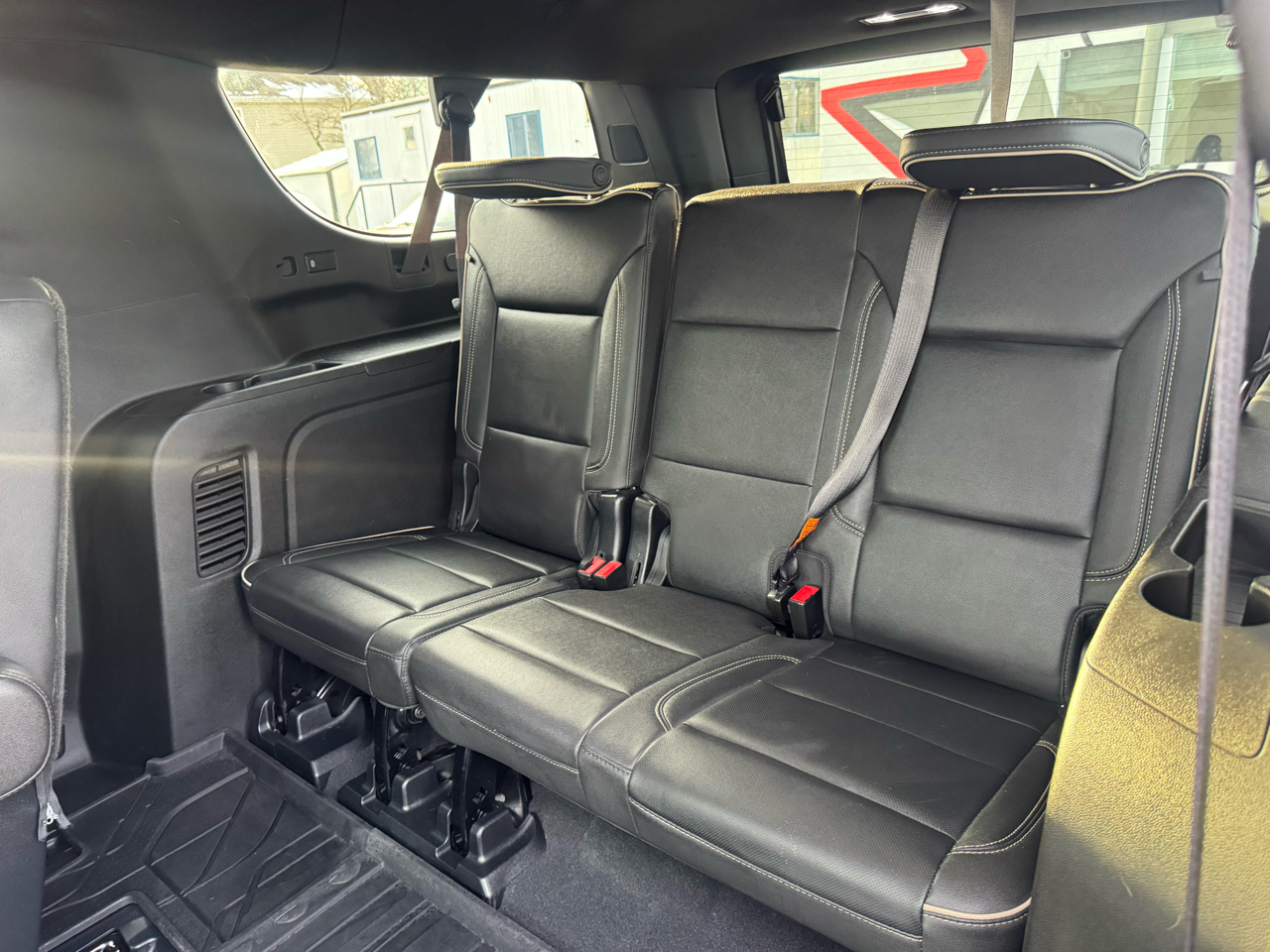 Chevrolet Suburban Premier 4WD 2023