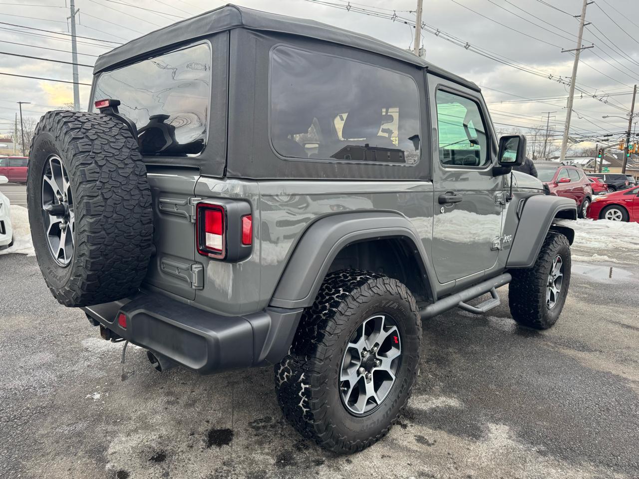 Jeep Wrangler Sport 4WD 2019