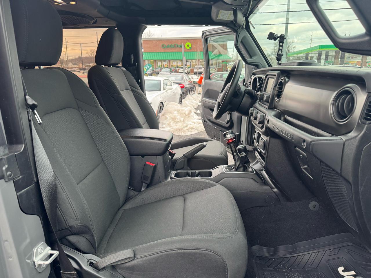 Jeep Wrangler Sport 4WD 2019