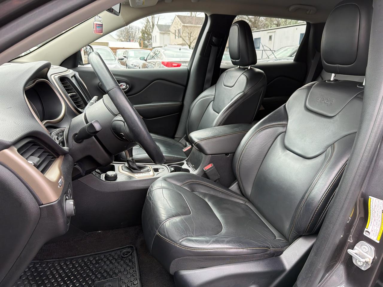 Jeep Cherokee Latitude 4WD 2017