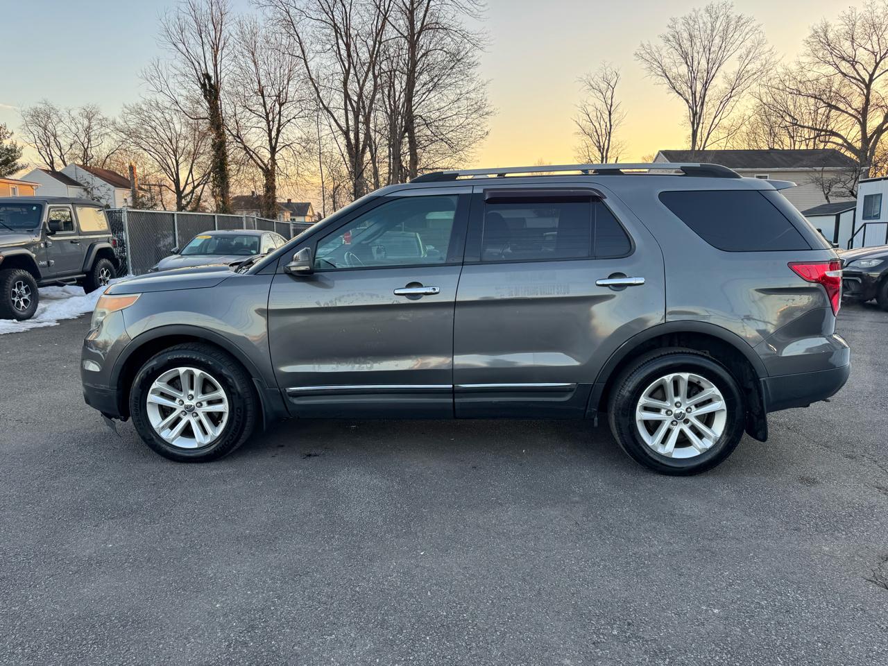 Ford Explorer 4dr Limited 4WD 2011