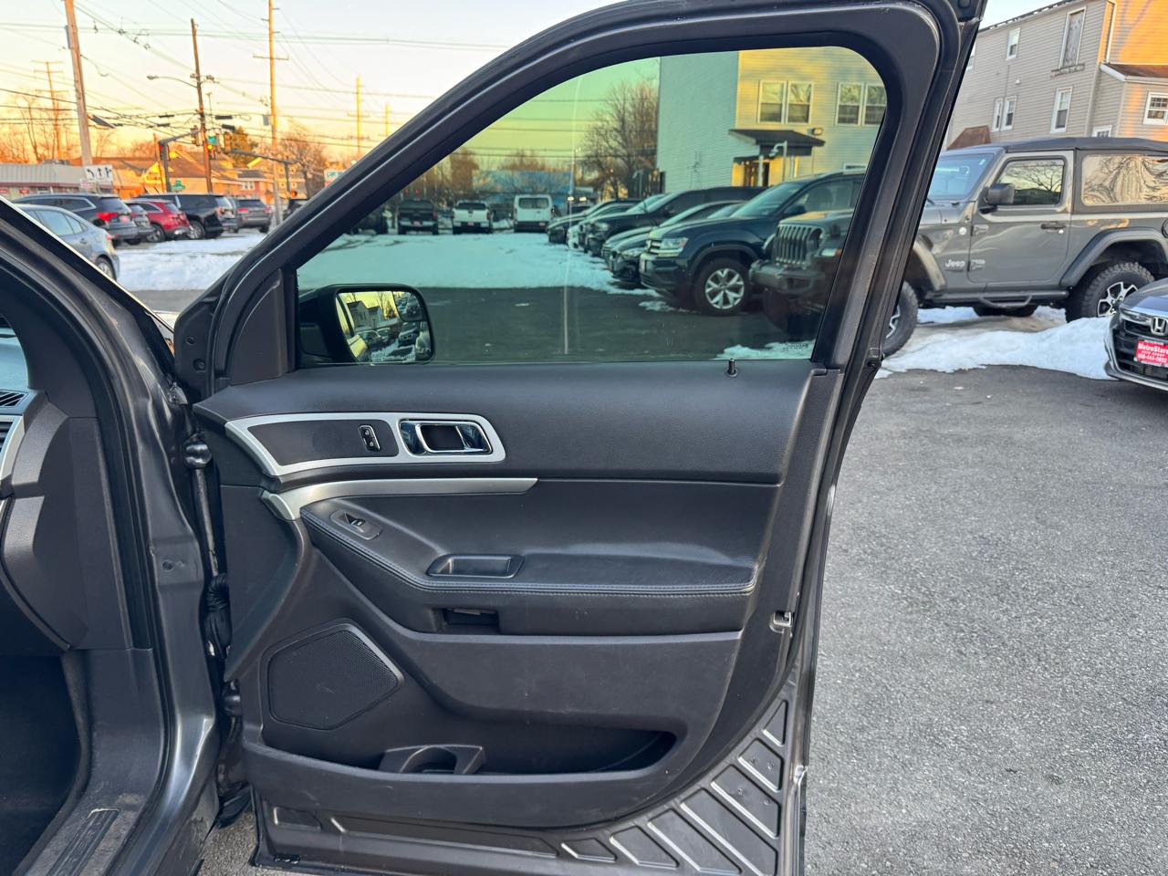 Ford Explorer 4dr Limited 4WD 2011