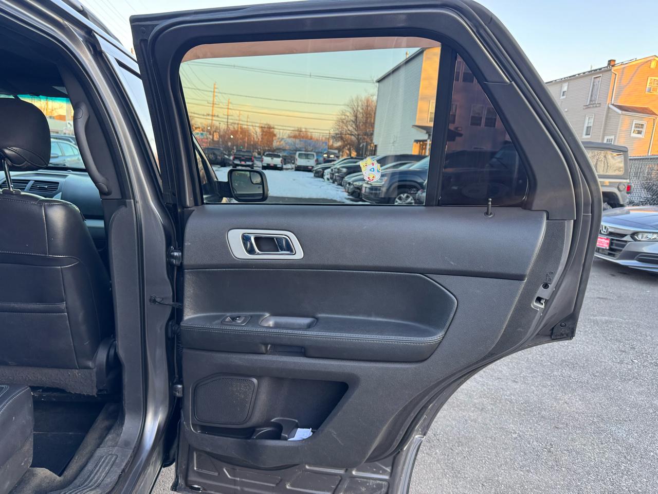 Ford Explorer 4dr Limited 4WD 2011