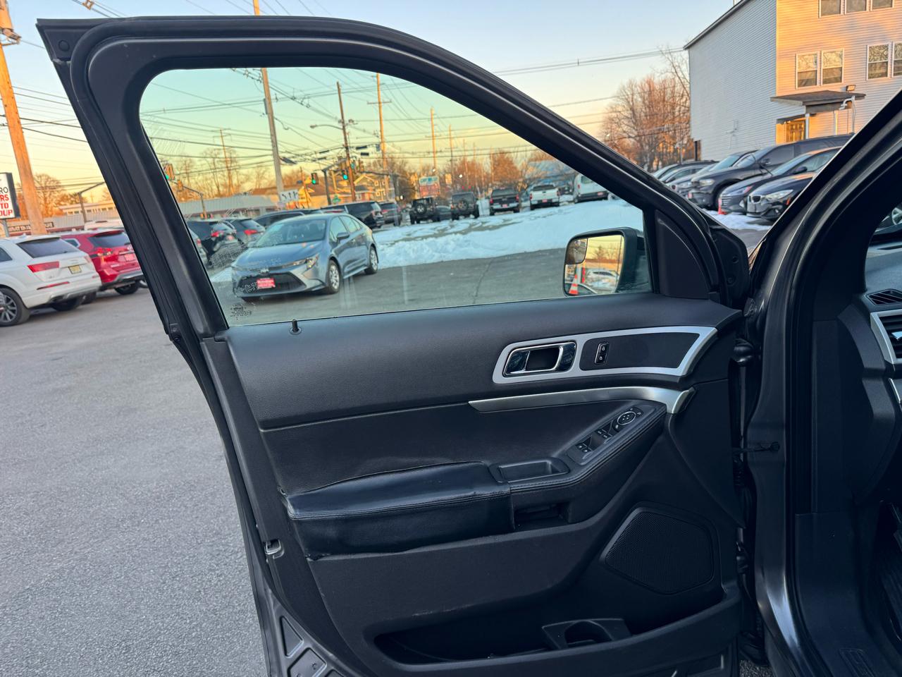 Ford Explorer 4dr Limited 4WD 2011