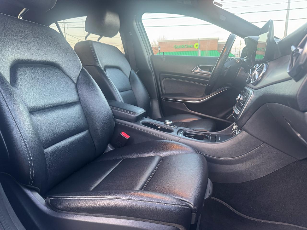 Mercedes-Benz GLA-Class GLA250 4MATIC 2020