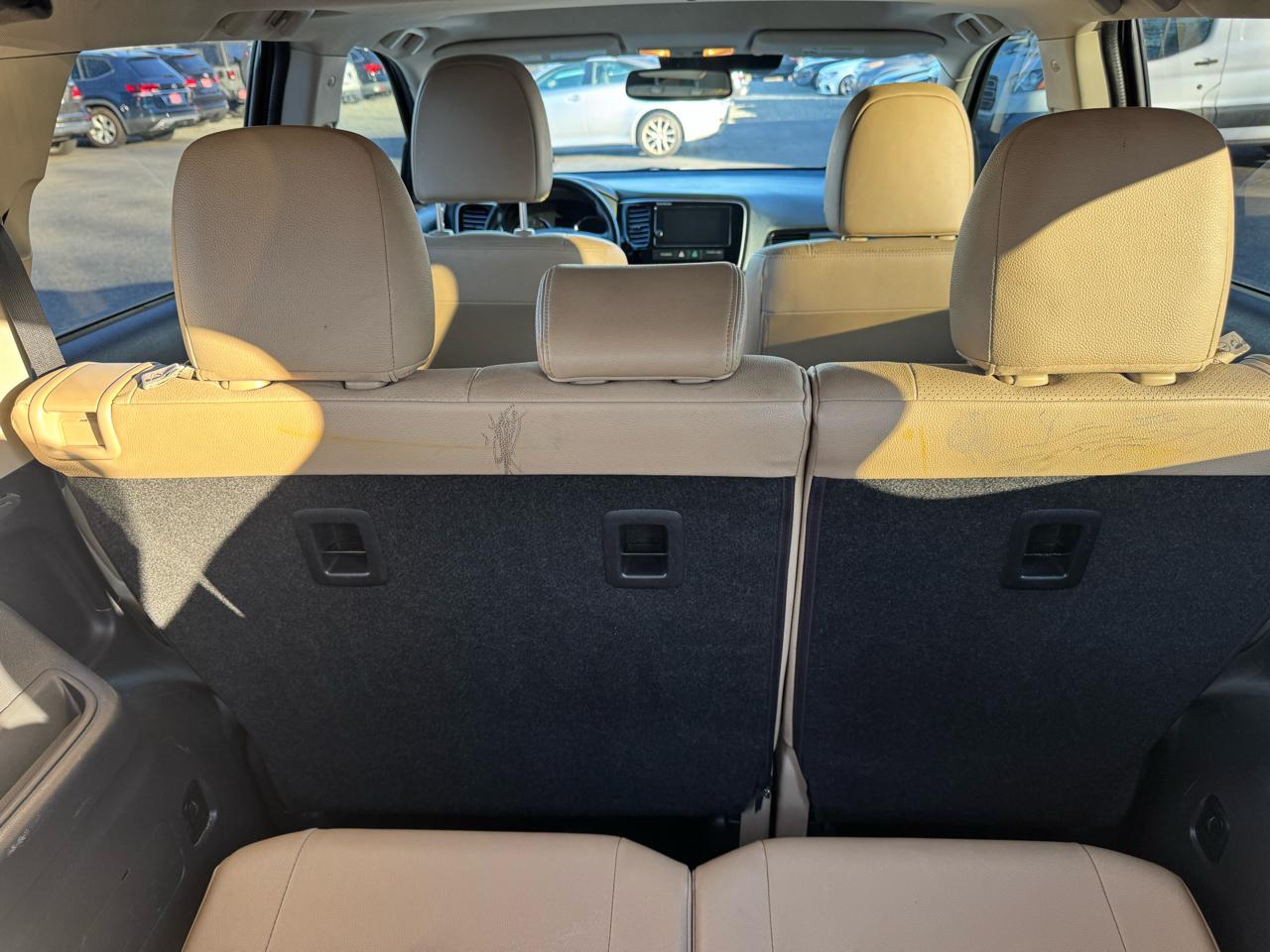 Mitsubishi Outlander SEL AWD 2017