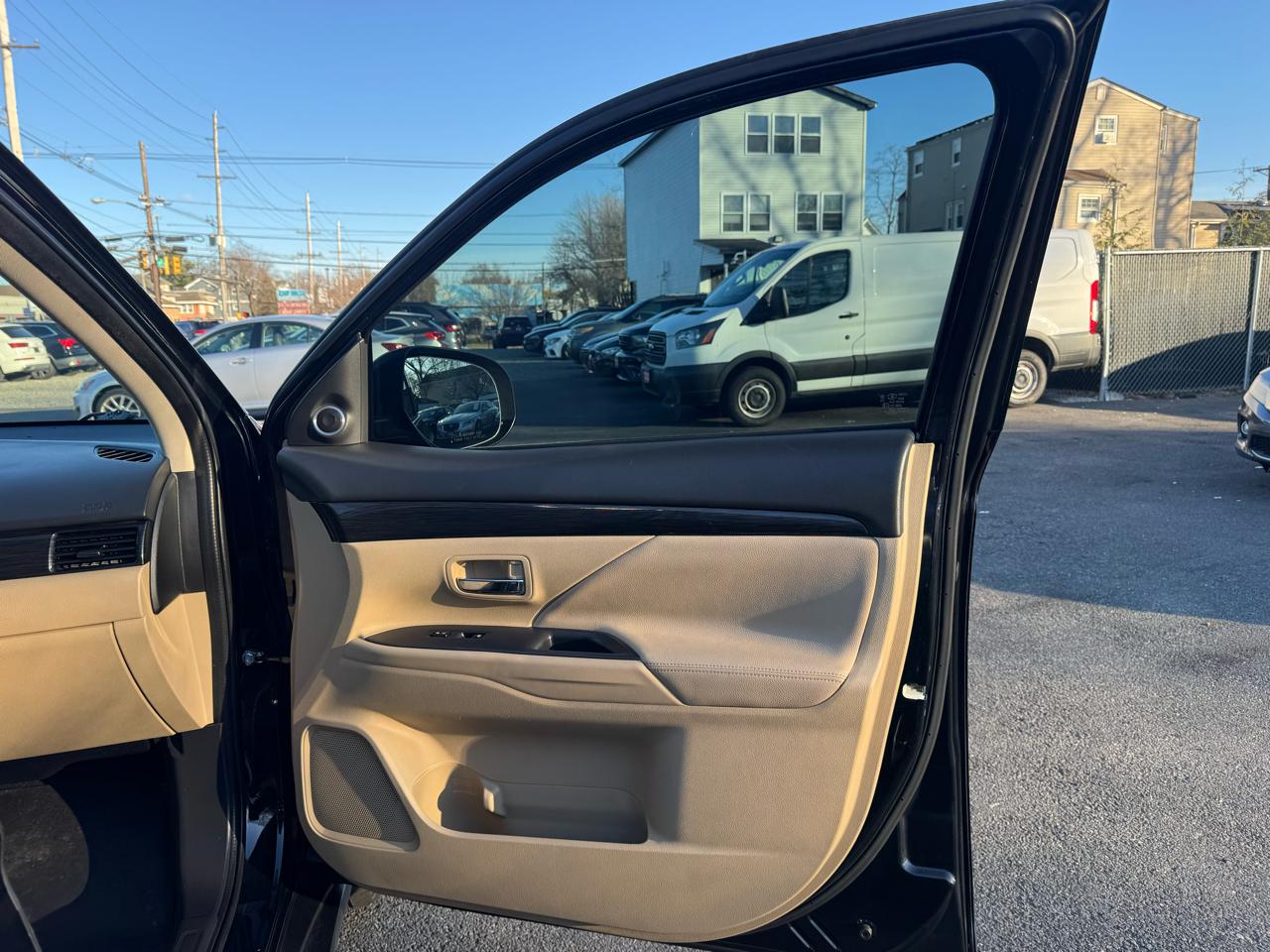 Mitsubishi Outlander SEL AWD 2017