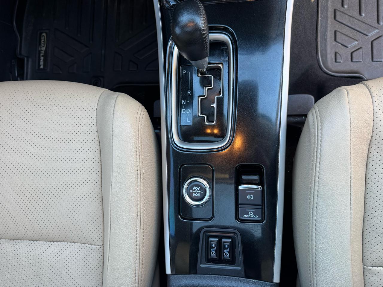 Mitsubishi Outlander SEL AWD 2017