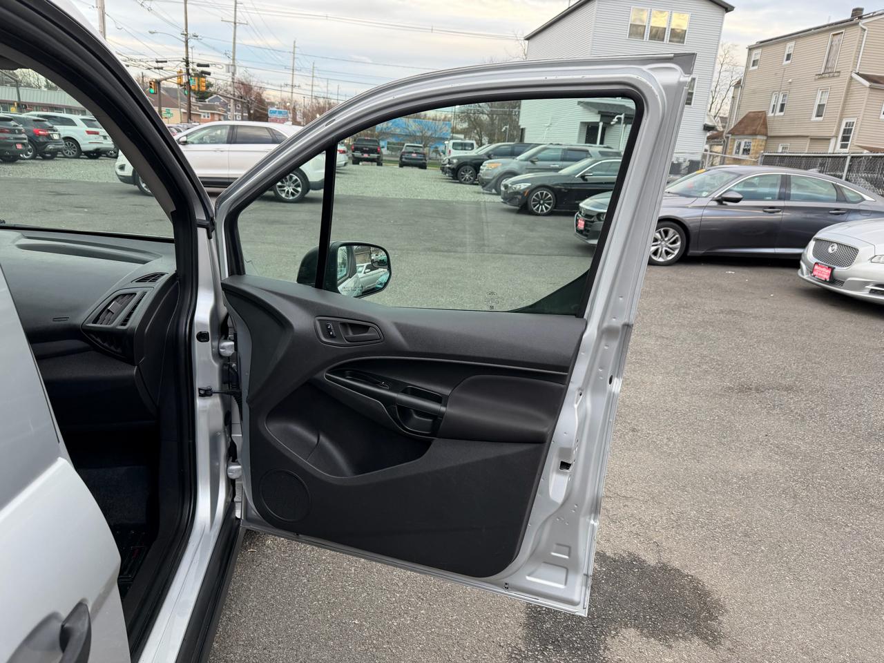 Ford Transit Connect Cargo Van XL LWB w/Rear 180 Degree Door 2018