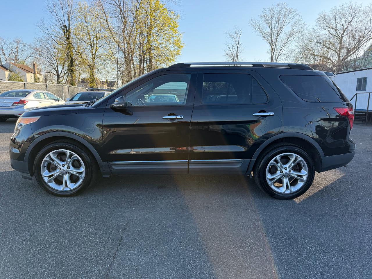 Ford Explorer Limited 4WD 2013