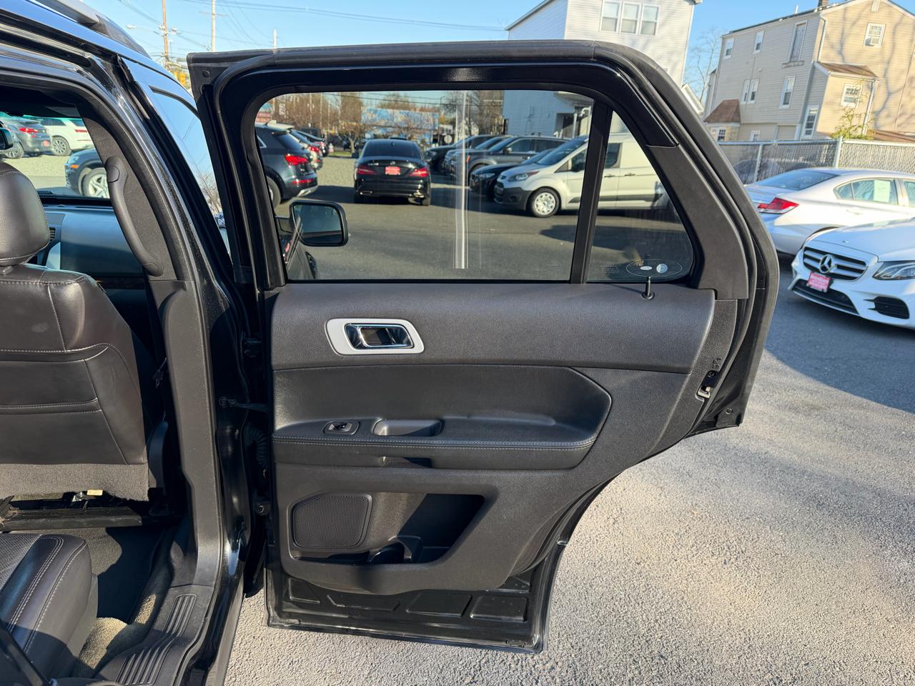 Ford Explorer Limited 4WD 2013