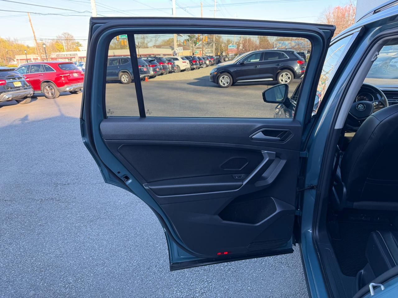 Volkswagen Tiguan SE 4Motion 2021