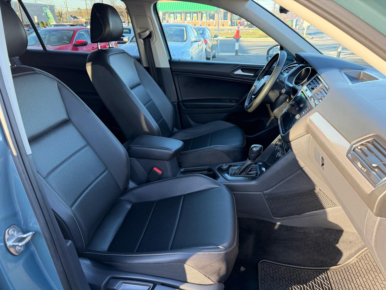 Volkswagen Tiguan SE 4Motion 2021