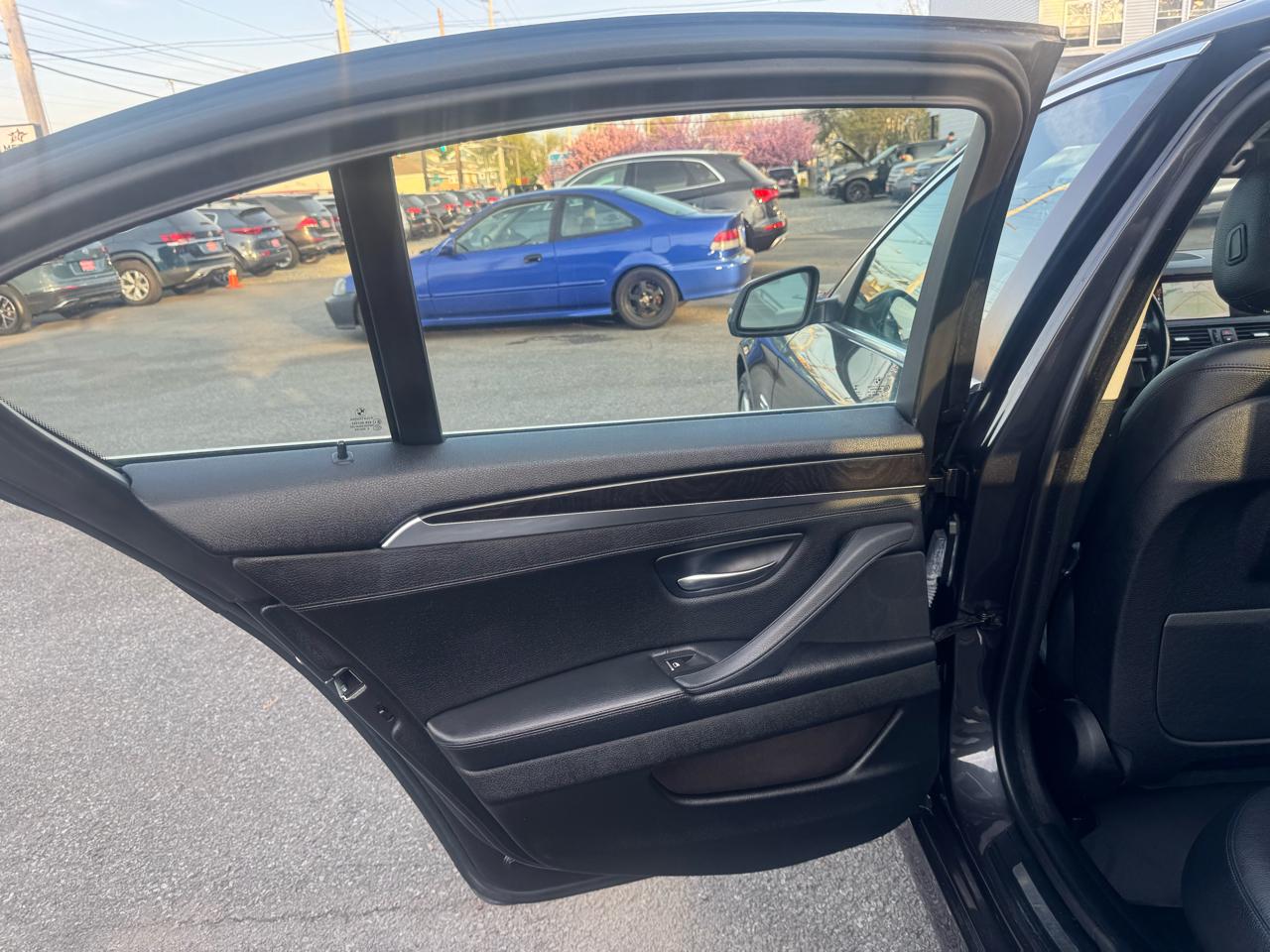 BMW 5-Series 535i xDrive 2016