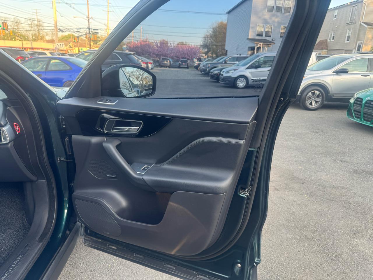 Jaguar F-Pace 35t Premium 2017