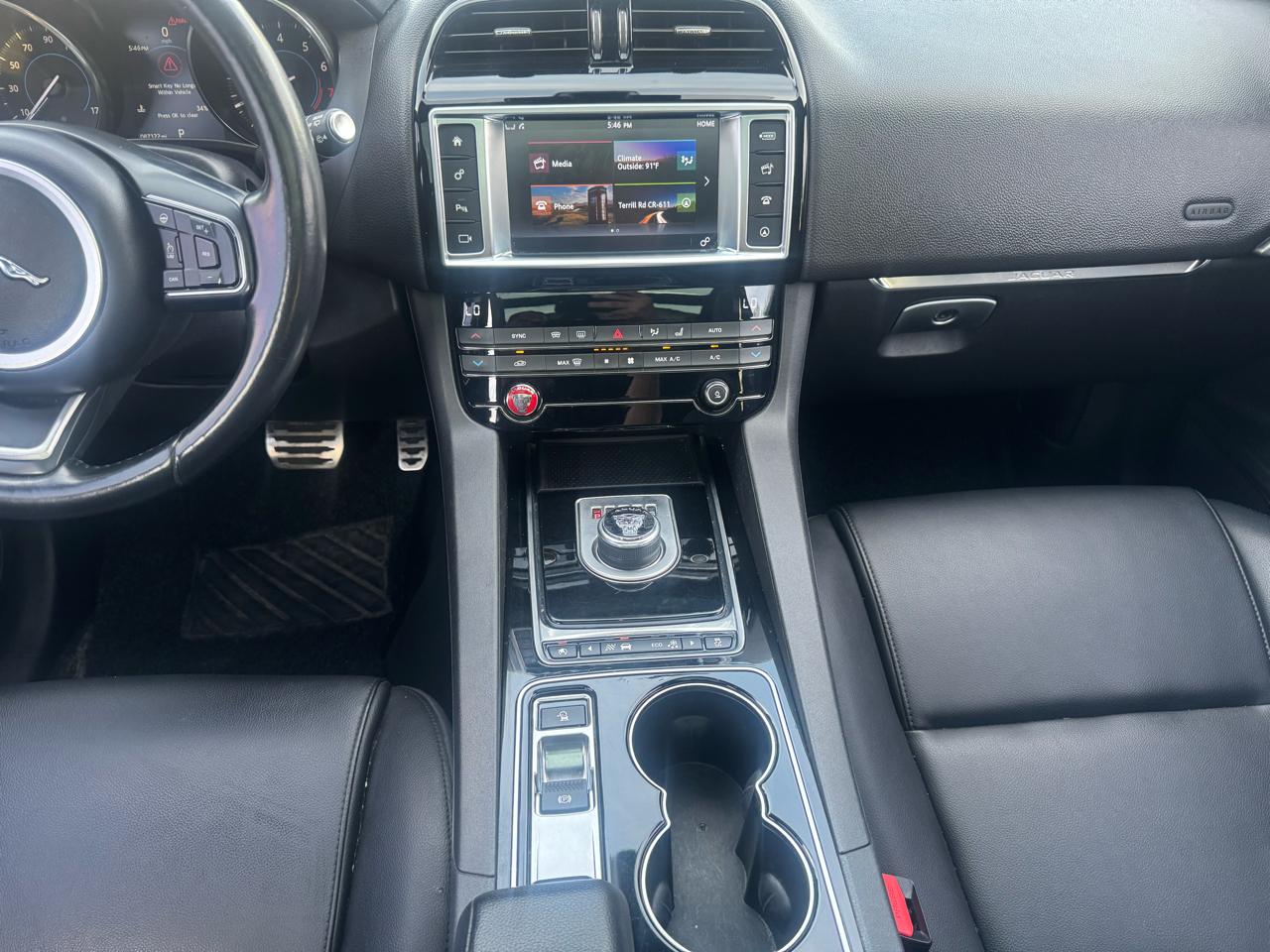 Jaguar F-Pace 35t Premium 2017