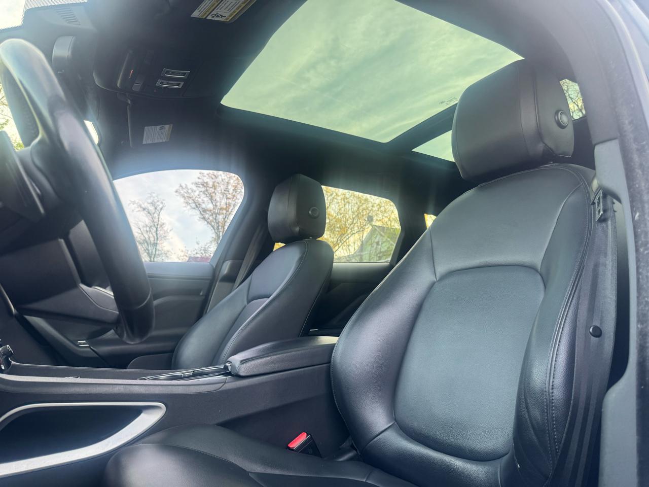 Jaguar F-Pace 35t Premium 2017