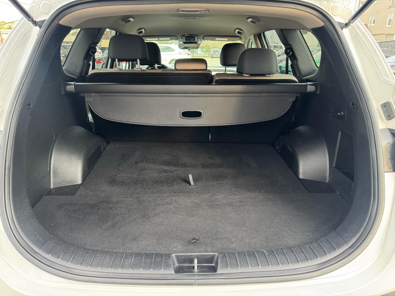 Hyundai Santa Fe SE AWD 2021