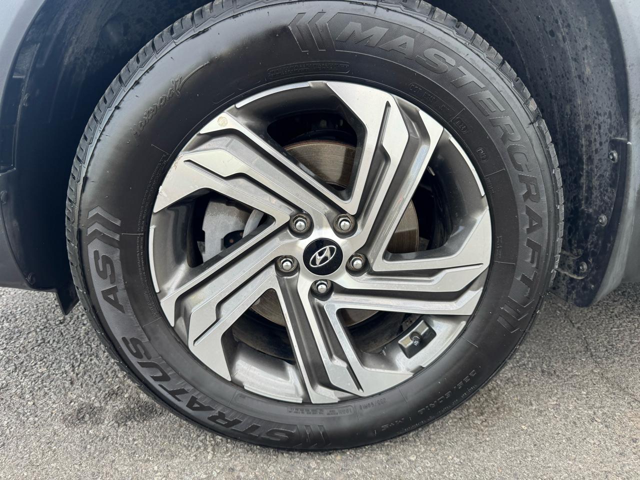 Hyundai Santa Fe SE AWD 2021