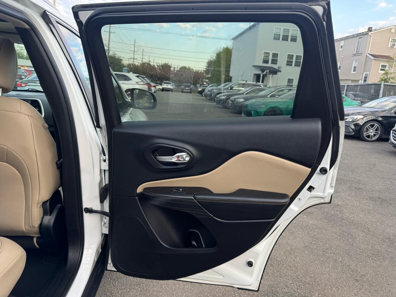 Jeep Cherokee Limited 4WD 2015