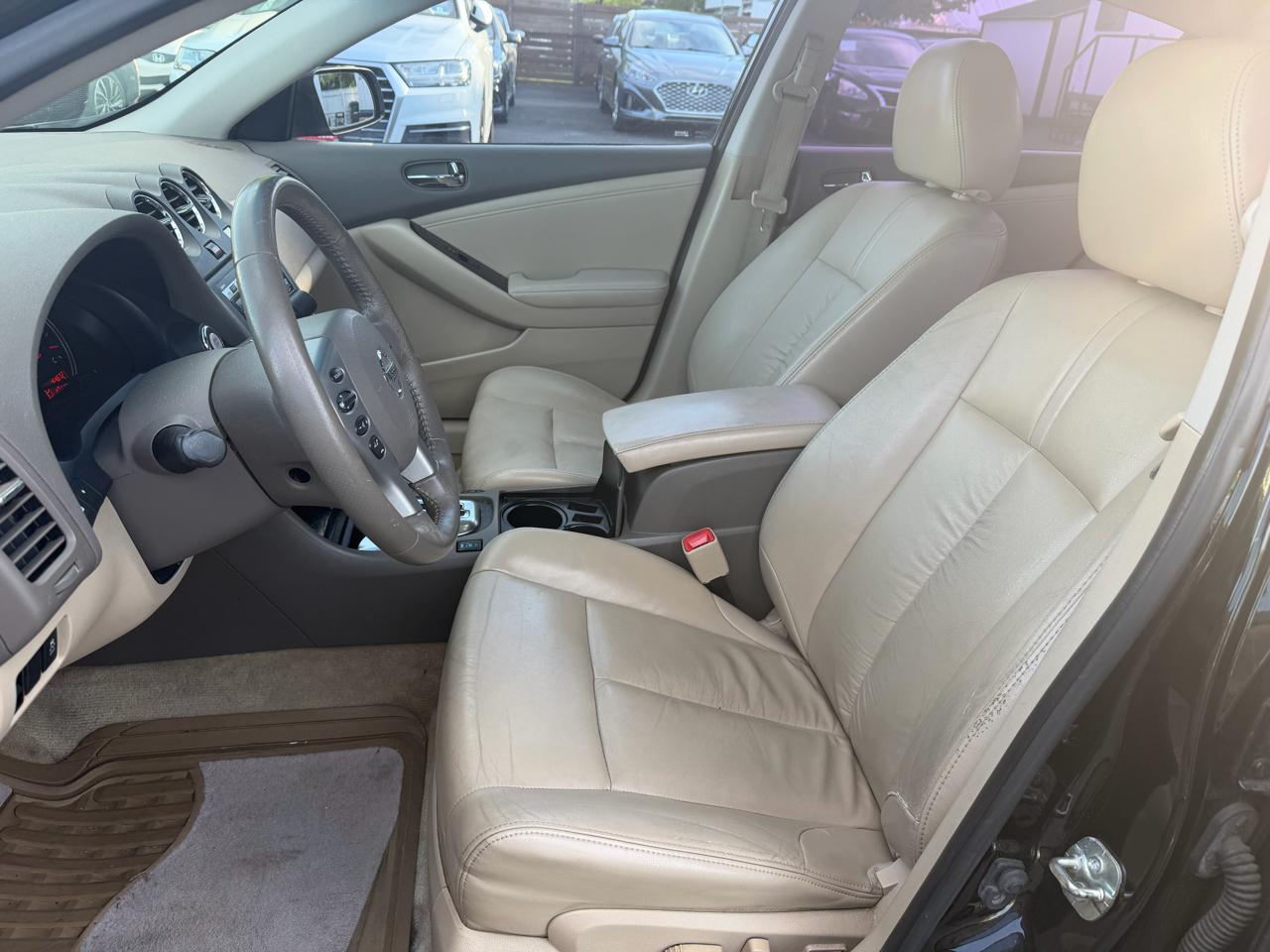Nissan Altima 2.5 S 2011