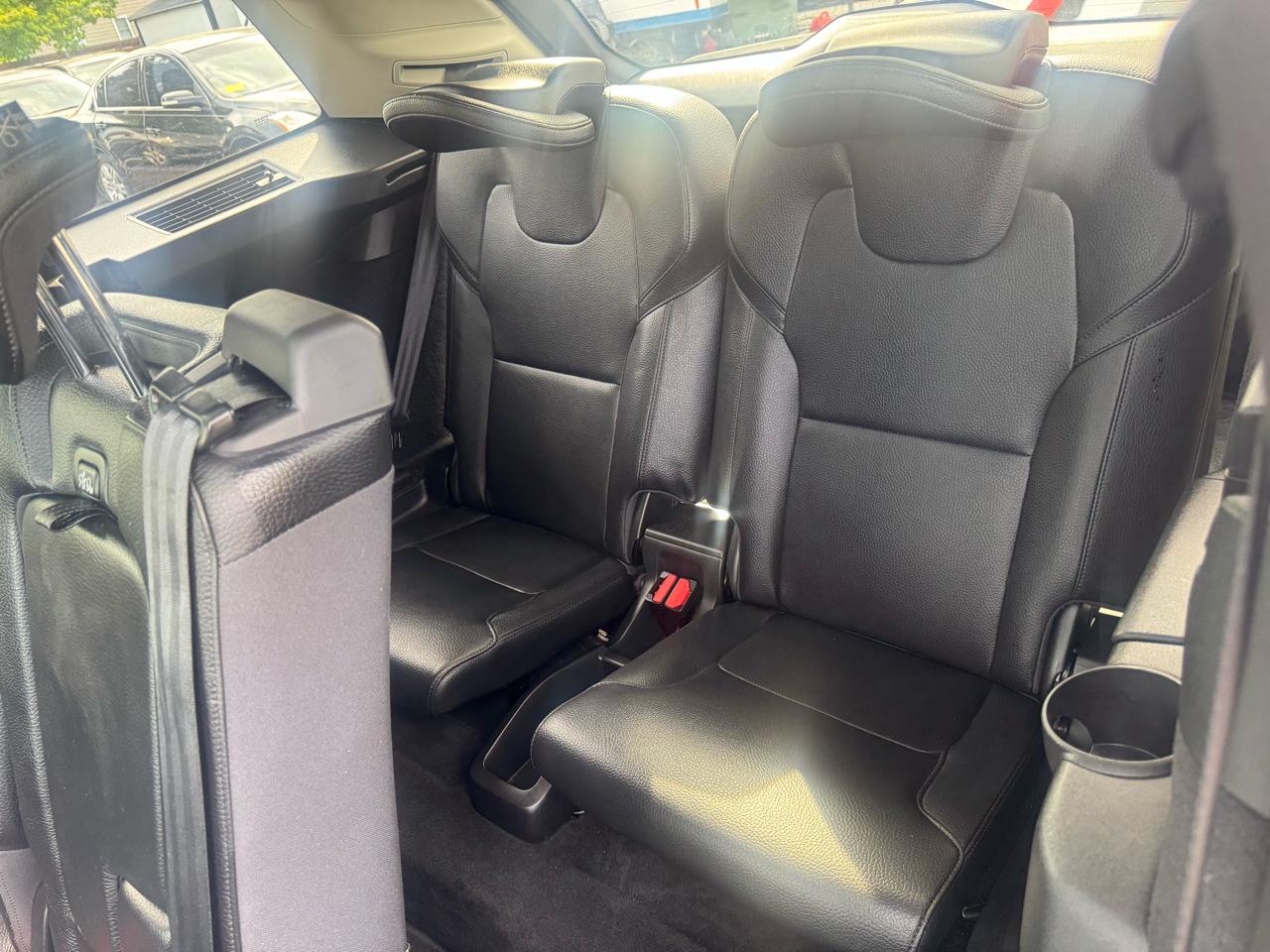 Volvo XC90 T6 Momentum AWD 2021