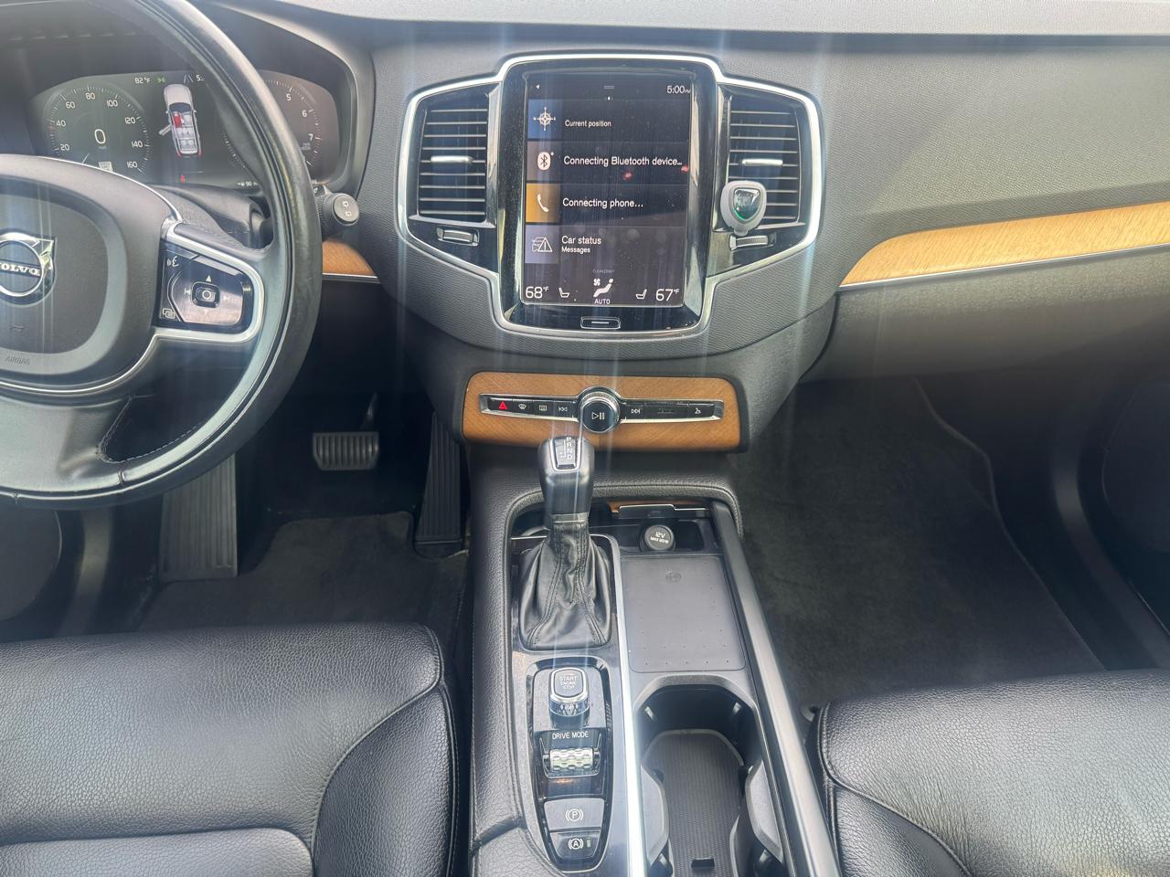 Volvo XC90 T6 Momentum AWD 2021