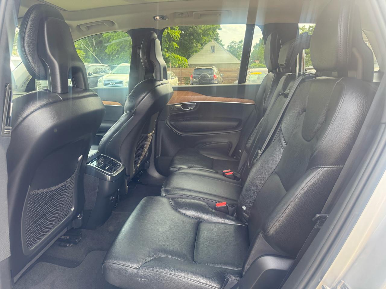 Volvo XC90 T6 Momentum AWD 2021