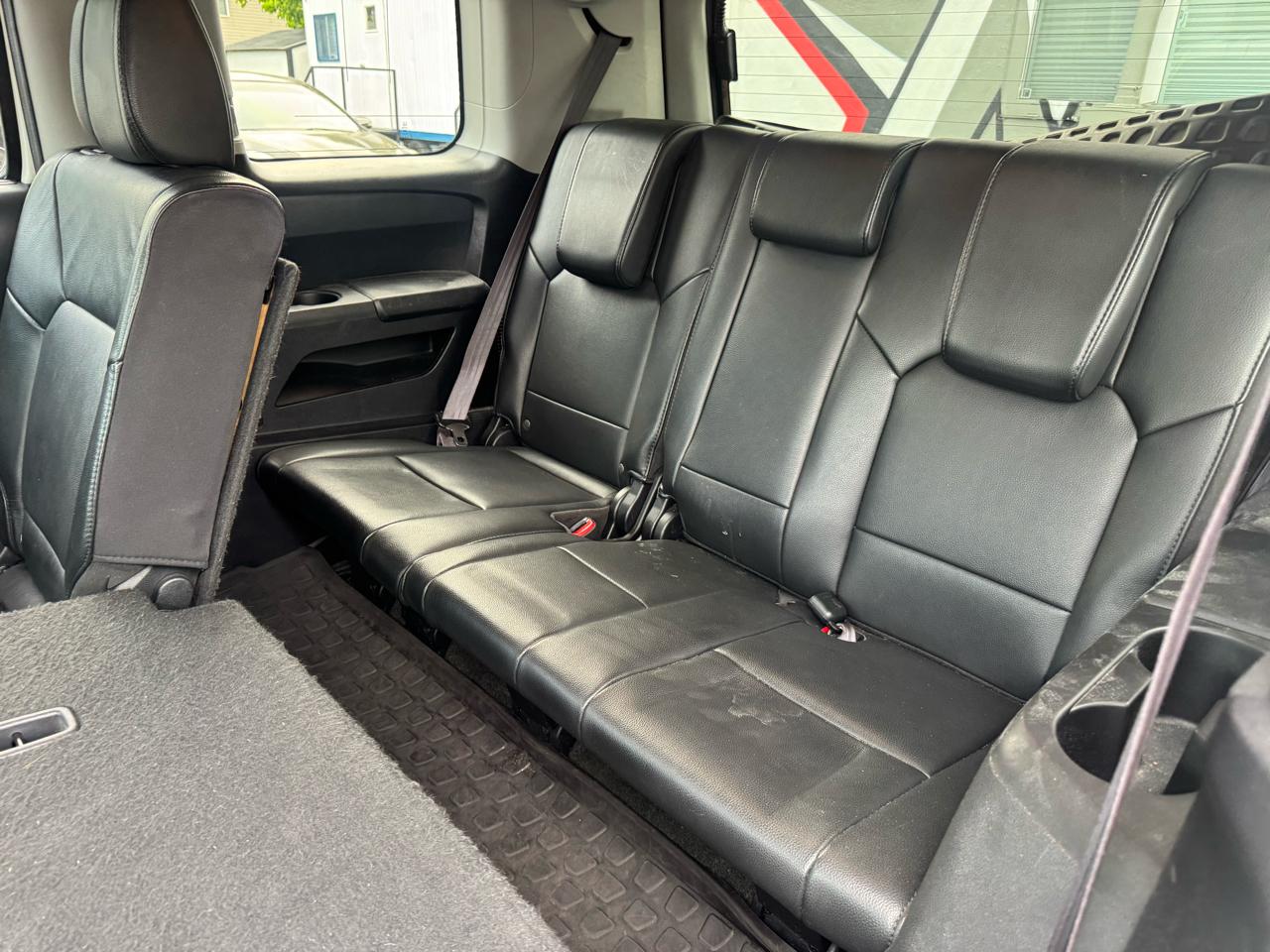 Honda Pilot Touring 4WD 5-Spd AT with DVD 2014